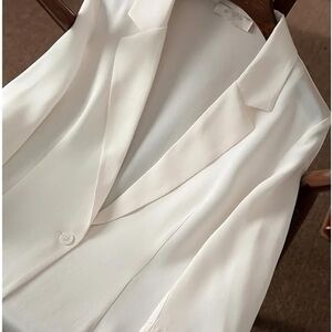 Elegant White Blazer